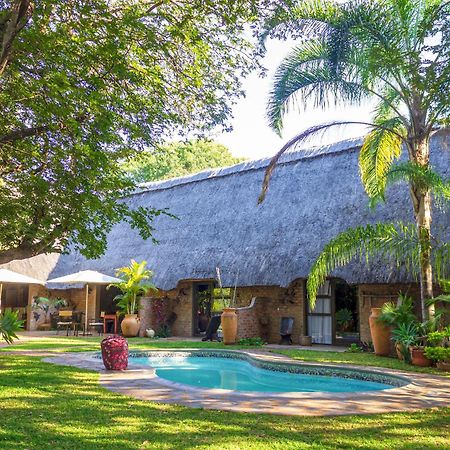 Nguni Lodge Victoria Falls Exterior photo