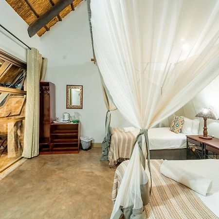 Nguni Lodge Victoria Falls Exterior photo