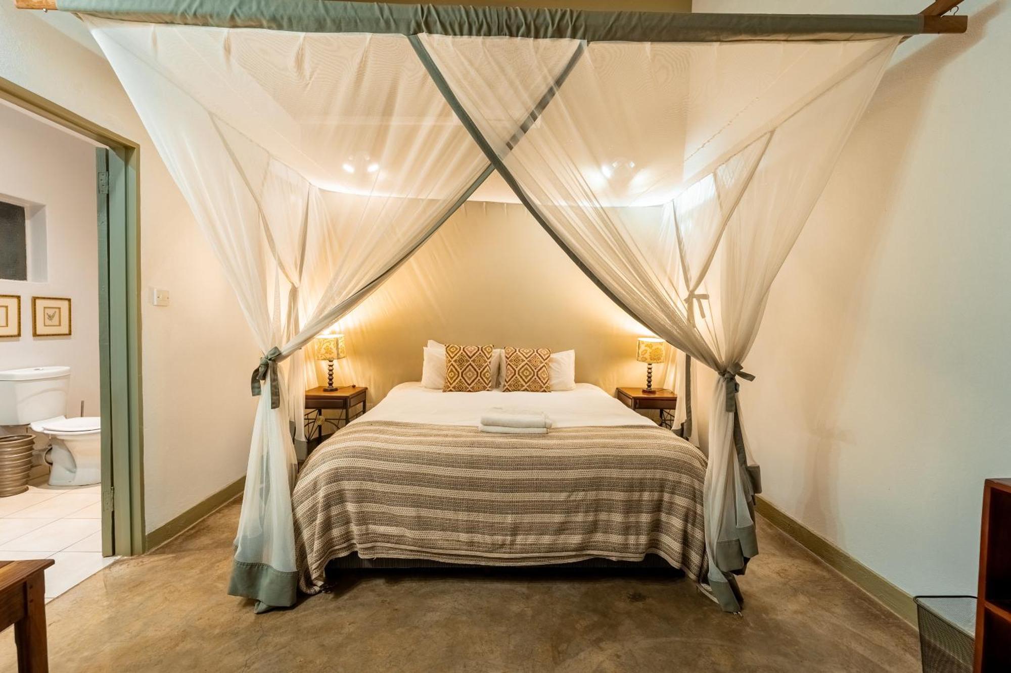 Nguni Lodge Victoria Falls Exterior photo