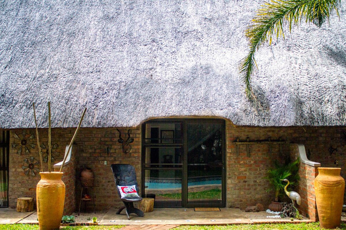 Nguni Lodge Victoria Falls Exterior photo